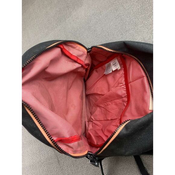 Herschel Backpack Unisex Black Pink Logo Patch Pocket Multi Pocket Zip Closure - Picture 5 of 10